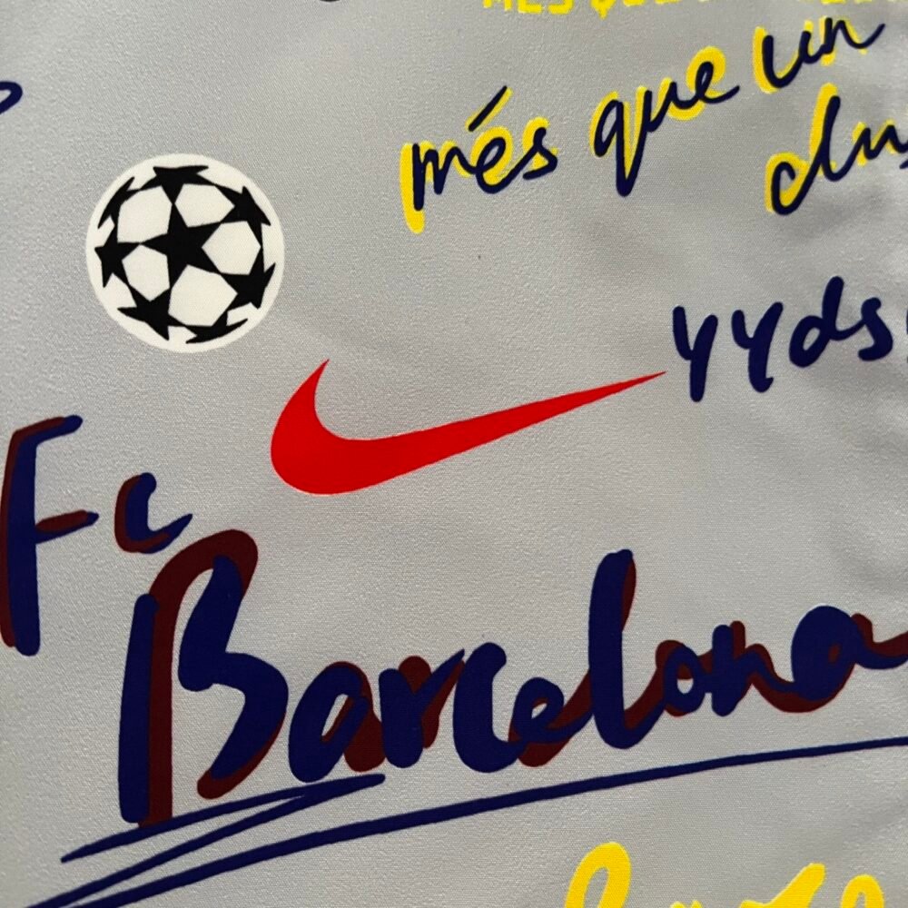 2023/2024 Barcelona Reversible Windbreaker Football Shirt-NO.11 Ball